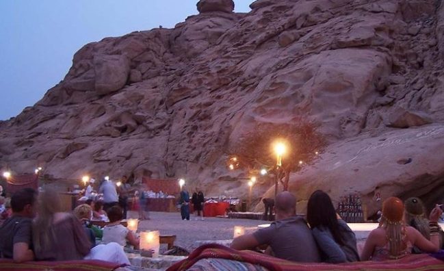 Сафари под звездите